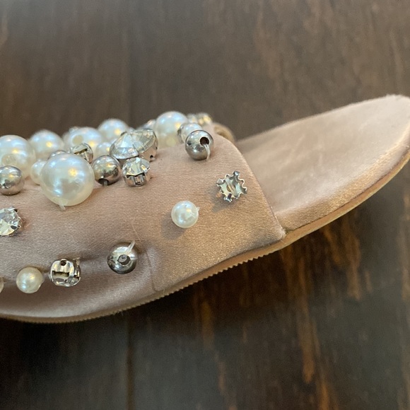 Bedazzled low heel sandals - Picture 4 of 4